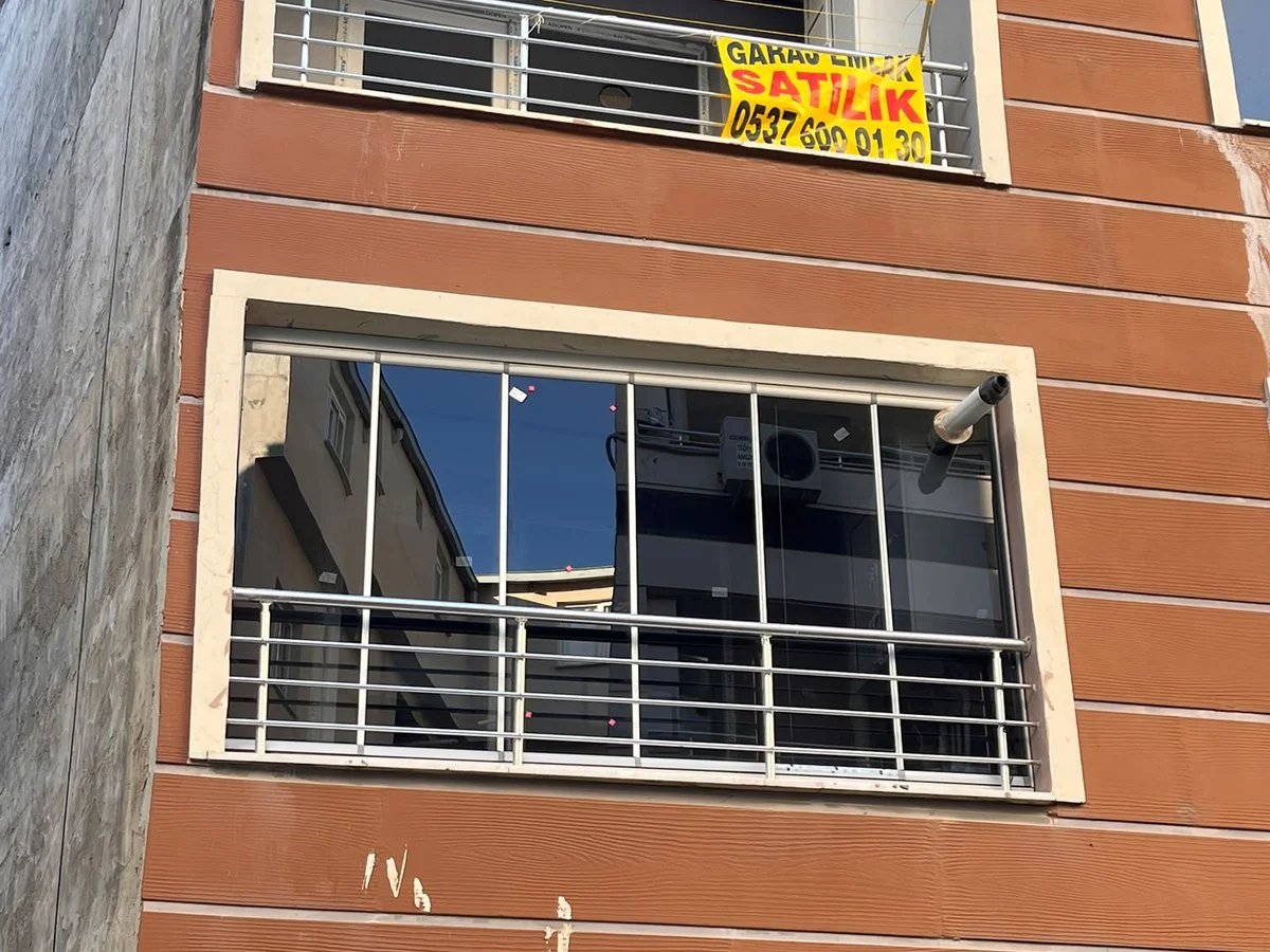 Saruhanlı PVC pencere uygulaması – bina cephesi – Ünal Yapı